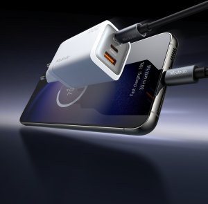 Ładowarka Mcdodo Gana Mini GaN 2x USB-C 1x USB-A 100W Biała (CH-0120) 7