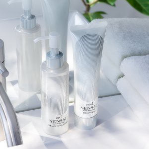Kanebo Sensai silky purifying cleansing gel water 150ML 4