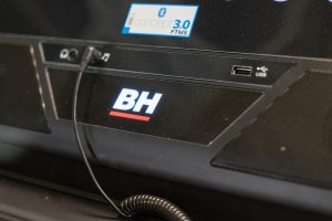 Bieżnia BH Fitness Bieżnia Treningowa BH Fitness RS1000 Multimedia G6179TFT 22 km/h Ekran Dotykowy 16" AC 3.5 KM 9