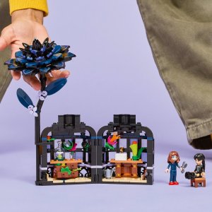 LEGO Wednesday Kwiat czarnej dalii 6 szt. (76784) 2