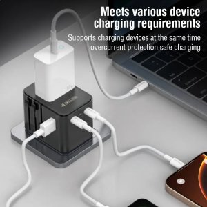 Jellico Uniwersalny adapter podróżny S9 PD 2XUSB-C + 1XUSB 3.4A max 2500W czarny 2