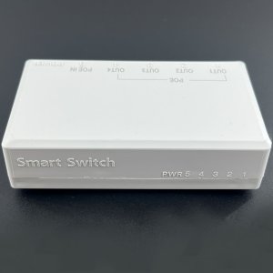 Rosfix Repeater POE 1x IN 4x OUT 100M 24W 10/100MBPS IEEE802.3AF/AT 44-57V 1.0A 4