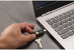 Kensington Security Key VeriMark NFC+USB-C (FIDO2 Level2) (K64739WW) 7