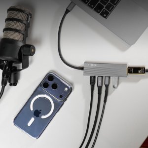 HUB USB Fixed 5-portowy aluminiowy USB-C HUB Core, dla laptopów i tabletów , 100W, PD 3.0, space gray (FIXHU-CR-GR) 5