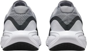 Nike Buty męskie Revolution 8 HJ9198 004 42,5 3