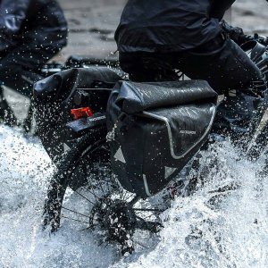 RockBros Torba rowerowa AS-001-3BG na bagażnik wodoodporna 20 l - czarna (5907769391613) 2