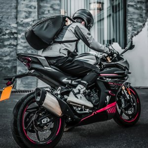 RockBros Plecak H36 z uchwytem na kask 14,5 l - czarny (5907769391712) 8