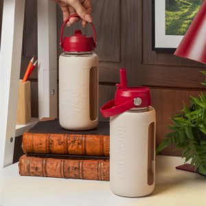 Paladone PALADONE Harry Potter Szklana Butelka z Silikonowym Etui (800 Ml) Hogwarts 6