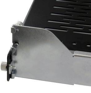 StarTech .Com 2HE wysuwana wentylowana półka do szafy serwerowej 19-calowej z prowadnicą kabli / z regulowaną głębokością montażu do 56,7 kg - Rack - półka - czarny - 2U - dla P/N: RK1233BKM, RK2433BKM, RK2537BKM, RK3236BKF, RK4236BKB, RK4242BK24, RK4242B 4