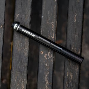 RockBros Pompka rowerowa HQ-67A-L03 BK z manometrem - czarna (5907769391019) 2