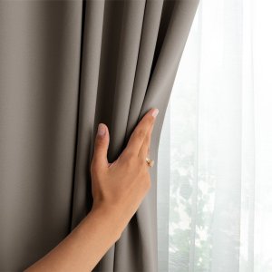 AmeliaHome Zasłona zaciemniająca BLACKOUT 140x280 beżowa na taśmie AmeliaHome 7