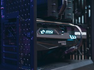 Komputer Madman Gaming North Ryzen 7 7800X3D RTX 5070 Ti 32GB 1TB (10000011) 3