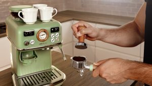 Ekspres ciśnieniowy Cecotec Do kawy Power Espresso 20 Traditional Grind 8