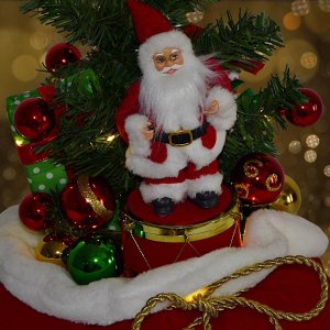 Dekoracja świąteczna Krist+ Choinka dekoracyjna 60CM 25LED timer - Mikołaj 5