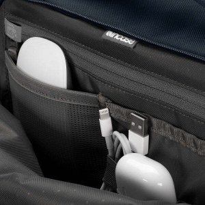 Plecak turystyczny Incase A.R.C Travel Pack - Navy (INCO100682-NVY) 9