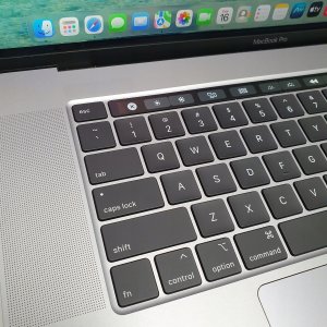Laptop poleasingowy Apple Apple MacBook Pro A2141 | i9-9880H 32GB 1TB SSD | Retina | MacOS 26 Tahoe 11