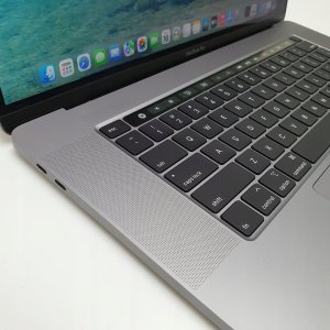 Laptop poleasingowy Apple Apple MacBook Pro A2141 | i9-9880H 32GB 1TB SSD | Retina | MacOS 26 Tahoe 12