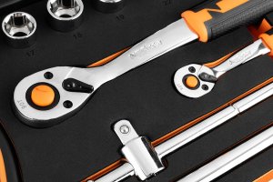 Zestaw narzędzi Neo Tools Kluczy nasadowych 1/2", 1/4", 95 szt., CrV, pianka EVA (10-065) 7