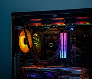 Pamięć Klevv Cras V RGB, DDR5, 32 GB, 6400MHz, CL30 (KD5AGUA80-64B300G) 5