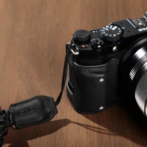 Pokrowiec SmallRig Camera Leather Half Case Kit for FUJIFILM X-M5 Black (4879) 3