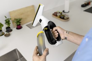 Myjka do okien Karcher WV 2 Universal Precision – bezprzewodowa myjka do okien (4066529190369) 2