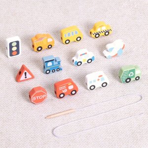 Woopie Green Drewniana Nawlekanka Transport 13 el. (59646) 4