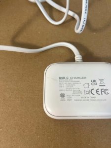 Ładowarka Stacja ładowania 8-portowa USB-C iPhone i Android biała Wtyczka UK 4