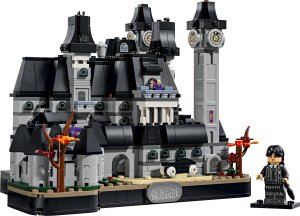 LEGO Wednesday Akademia Nevermore (76788) 2