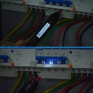 Fluke Cyfrowy multimetr miernik tester napięcia uniwersalny ZL12B wyświetlacz LCD 11