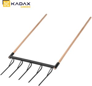 Kadax Aerator ręczny do trawnika wertykulator trawy metalowy z trzonkiem ogrodowy 4