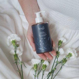BluxCosmetics HAGI_Mydło w płynie algi i bursztyn 300ml (5905214945299) 2