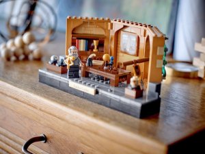 LEGO Ideas Hołd dla Galileusza (40595) 5