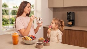 Maszynka do lodów Cecotec Gelatec 1800 Maszynka do lodów sorbetów jogurtów 700W 10 programów 10