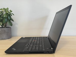 Laptop Lenovo ThinkPad T15 Gen 1 15,6 " i5-10210U 32GB 1TB SSD Windows 11 4