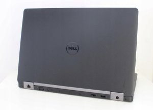 Laptop poleasingowy Dell DELL Latitude E5570 | i7-6820HQ 8GB 128SSD | Nowa bateria | Radeon | Win11 12