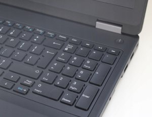 Laptop poleasingowy Dell DELL Latitude E5570 | i7-6820HQ 8GB 128SSD | Nowa bateria | Radeon | Win11 5