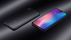Smartfon Xiaomi Mi 9 SE 64 GB Dual SIM Czarny  (MZB7606EU) 3
