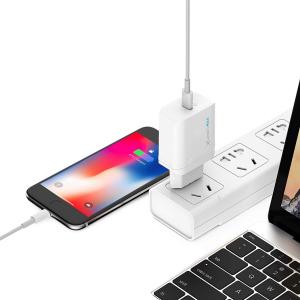 Ładowarka Xlayer 1x USB-C 3 A (215564) 4