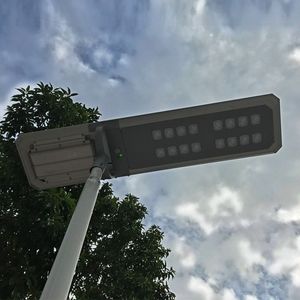 Sunen Solarna lampa uliczna z czujnikiem ruchu, panel o mocy 18W 8