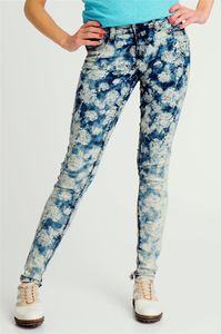 Stitch & Soul Spodnie jeansowe damskie w kwiaty Stitch&Soul M 1