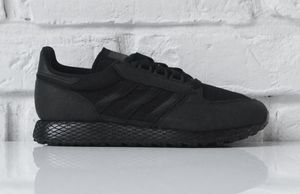 Adidas Buty męskie Forest Grove J czarne r. 36 2/3 (G27822) 1