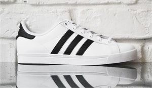 Adidas Buty dziecięce Coast Star białe r. 37 1/3 (EE9698) 1
