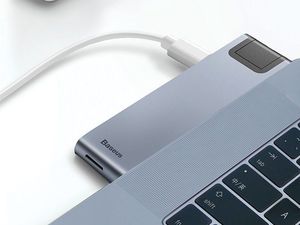 Stacja/replikator Baseus Enjoyment 7w1 MacBook (CAHUB-L0G) 7