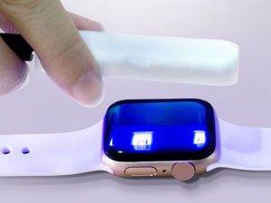 Mocolo Szkło hartowane UV Liquid Glass Apple Watch 4 40mm Clear 4