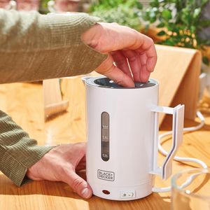 Czajnik Black&Decker Czajnik elektryczny BLACK+DECKER DC1005 ES9580010B (1000W 0.5l; kolor biały) 11