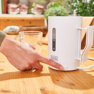 Czajnik Black&Decker Czajnik elektryczny BLACK+DECKER DC1005 ES9580010B (1000W 0.5l; kolor biały) 13