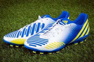 Adidas Buty piłkarskie Predator Lz Trx Ag niebieskie r. 45 1/3 (G64944) 1