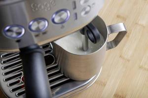 Ekspres ciśnieniowy Sage SES500BSS 3