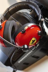 Słuchawki Thrustmaster T.Racing Scuderia Ferrari Edition-DTS 5