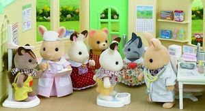 Figurka Epoch Sylvanian Families Wiejski lekarz 4